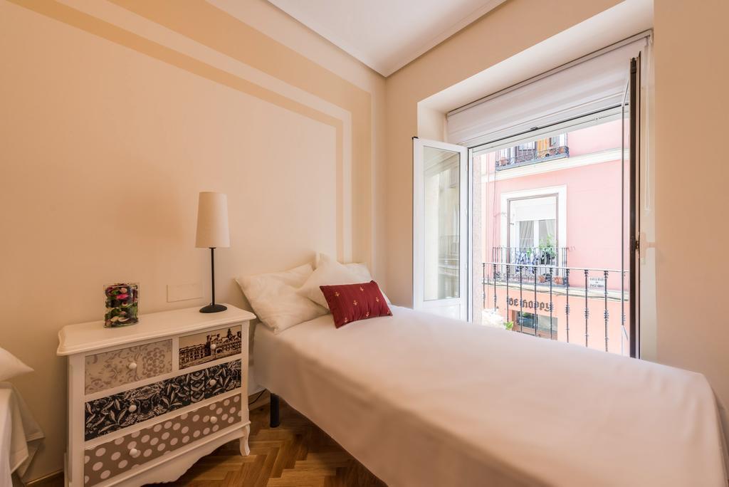 Almaden Apartment Μαδρίτη Δωμάτιο φωτογραφία